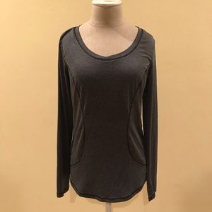 Long sleeve workout top